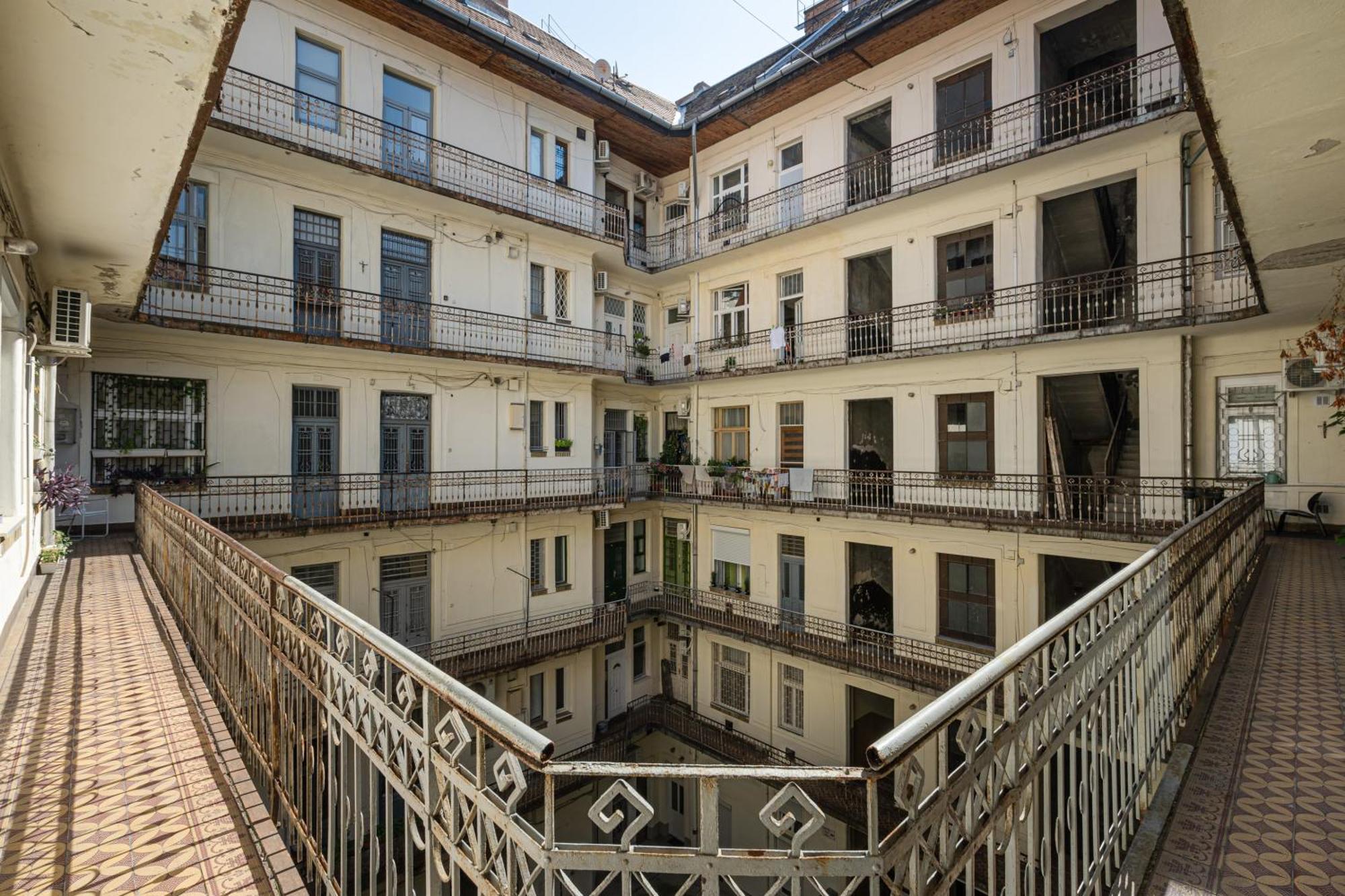 Dorsett Heights Apartment Budapest Exterior foto